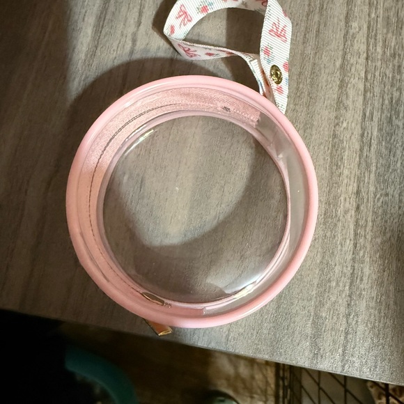 Pink Itzy Ritzy pacifier holder - Picture 2 of 3